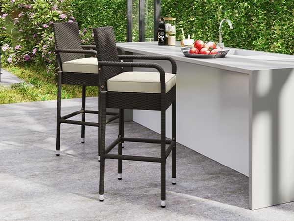 Yaheetech Set of 2 Outdoor PE Rattan Patio Bar Stools
