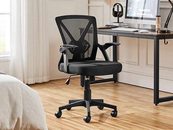 Yaheetech Computer Mesh Chair with Flip-up Arms Adjustable Height