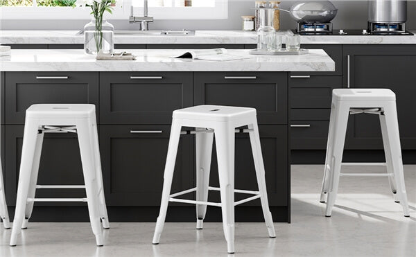 Yaheetech 24″ Height Metal Bar Stools